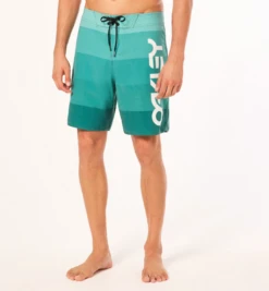 Oakley Retro Mark 19 Boardshort - Teal Blue -STM online Shop Screenshot 2024 12 09 at 3.44.16 PM
