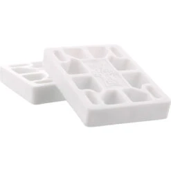 DOGTOWN Skate Riser - White - 1/2in